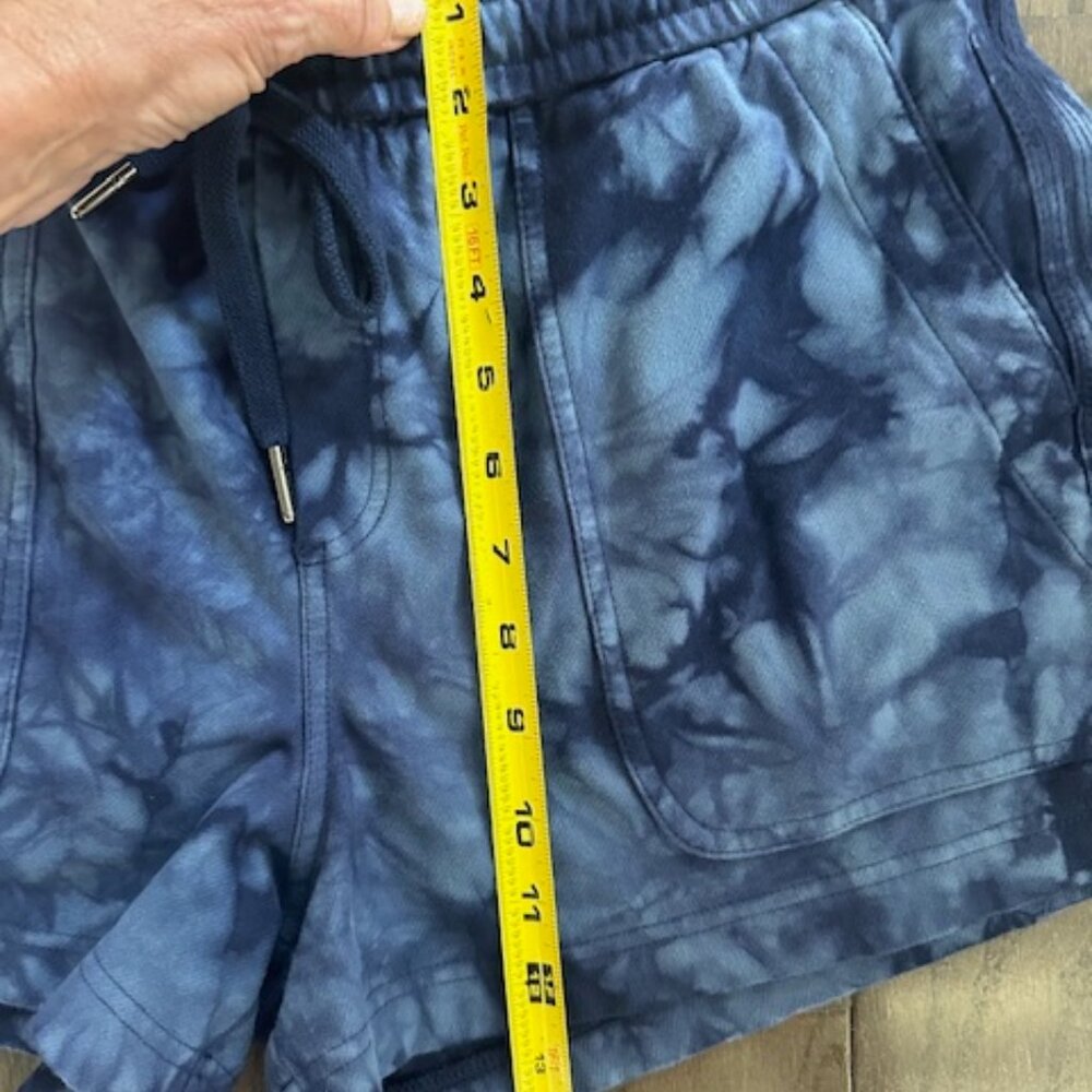 Athleta NWOT Farallon Knit Crustal Blue Tie Dye Drawstring Waist Short - Picture 14 of 16